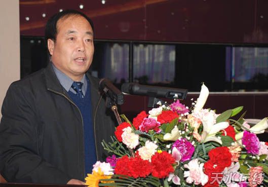 麥積區(qū)委副書記、區(qū)長張克強作重要講話.jpg