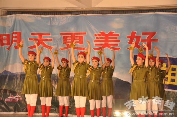 巾幗軍魂.jpg