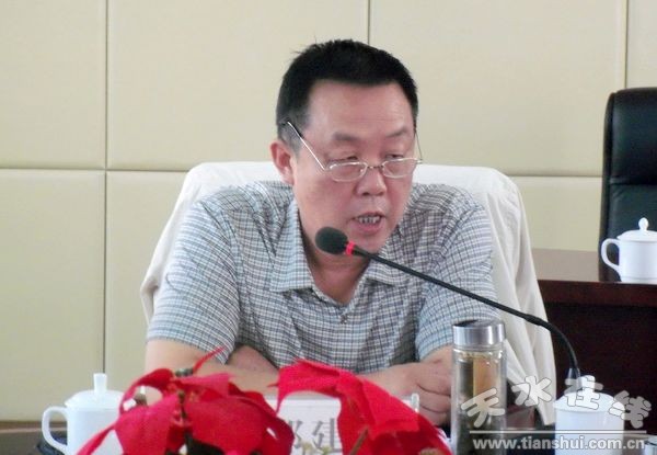 市畜牧獸醫(yī)局局長(zhǎng)鄭建民.jpg