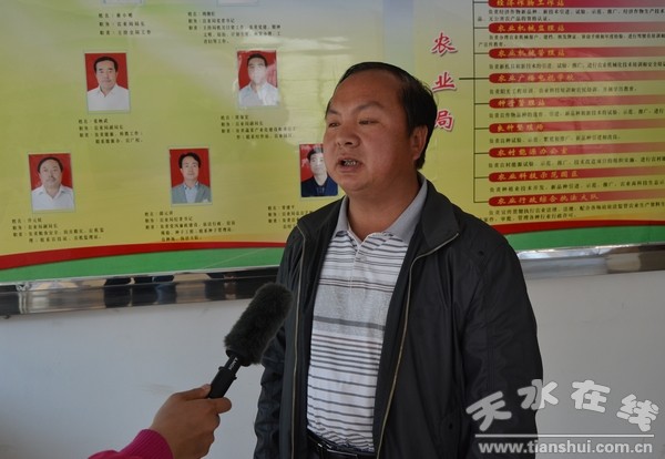 縣委農(nóng)工部副部長(zhǎng)張安民.jpg