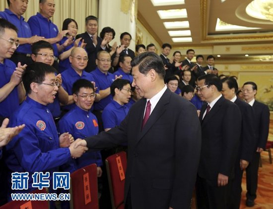 習(xí)近平會(huì)見載人深潛先進(jìn)單位和先進(jìn)工作者代表