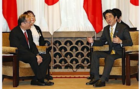 安倍承諾向菲律賓提供10艘巡邏艇 以謀求理解