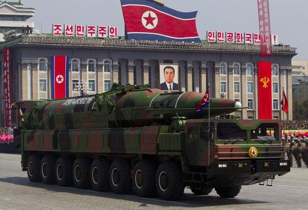 資料圖:閱兵式上的朝鮮導彈