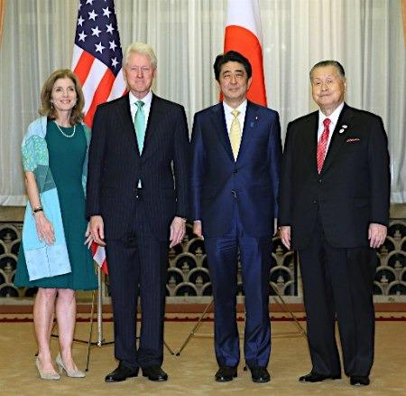 安倍與美國(guó)前總統(tǒng)克林頓共進(jìn)晚餐探討訪美事宜