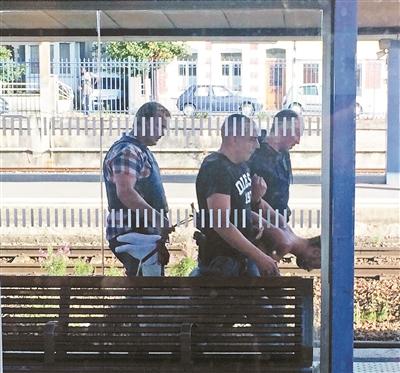 歐洲列車槍擊案:嫌犯廁所裝彈 被美國軍人制服