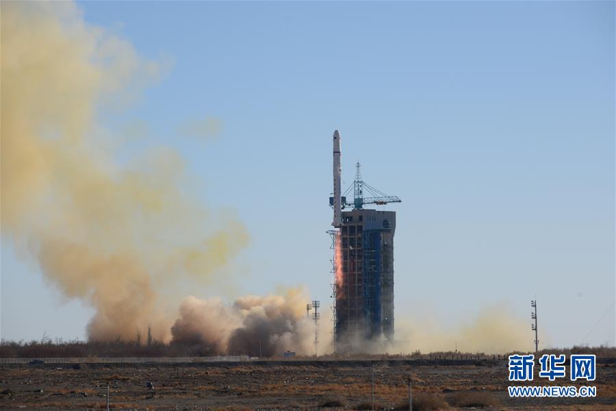 (科技)我國成功發(fā)射沙特-5A/5B衛(wèi)星 搭載發(fā)射10顆小衛(wèi)星