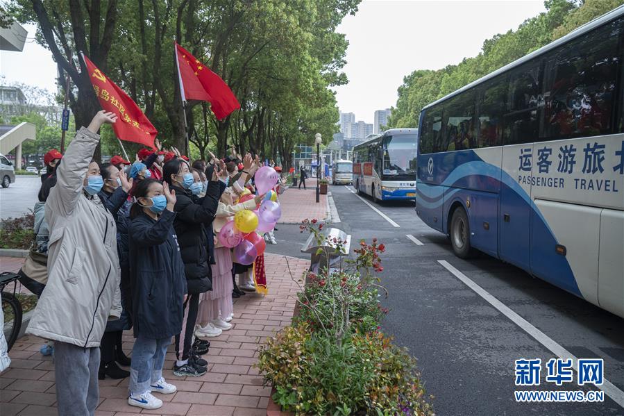 (新華全媒頭條·圖文互動(dòng))(5)上下同心,守望相助——中國(guó)抗疫眾志成城的生動(dòng)實(shí)踐