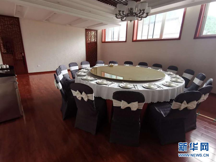 (新華視點·圖文互動)(7)學(xué)校建漂亮點本無錯,為何這所“豪華中學(xué)”讓人困惑?